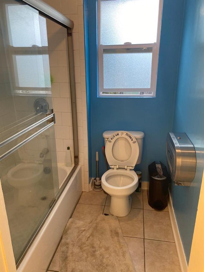 Private Large La Bedroom W Private Half-Bathroom - Ac - Wifi - Private Fridge Near Usc - Exposition Park - Usc Memorial Coliseum - Banc Of California Stadium - Downtown Los Angeles Dtla - University Of Southern California Usc! Exterior photo